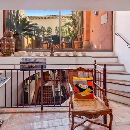 La Maison Du فندق مبيت وإفطار 3*
